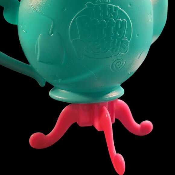 Itty Bitty Prettys Teacup - Large - Picture 6 of 6